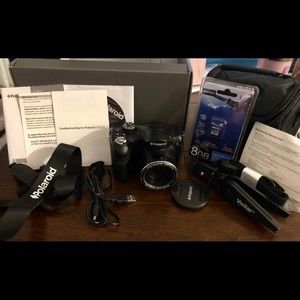 Black Polaroid DSLR Camera